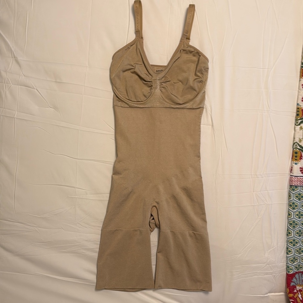 Spanx Slim Cognito Firm Mid Thigh Unlined Underwire Bra Nude Bodysuit Size Large